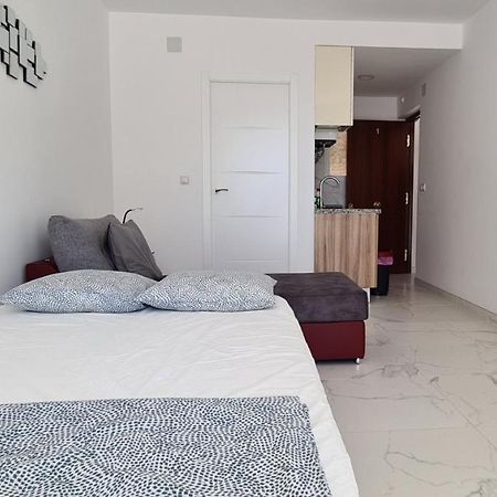 Babylon Tourist Apartments Беналмадена Екстериор снимка